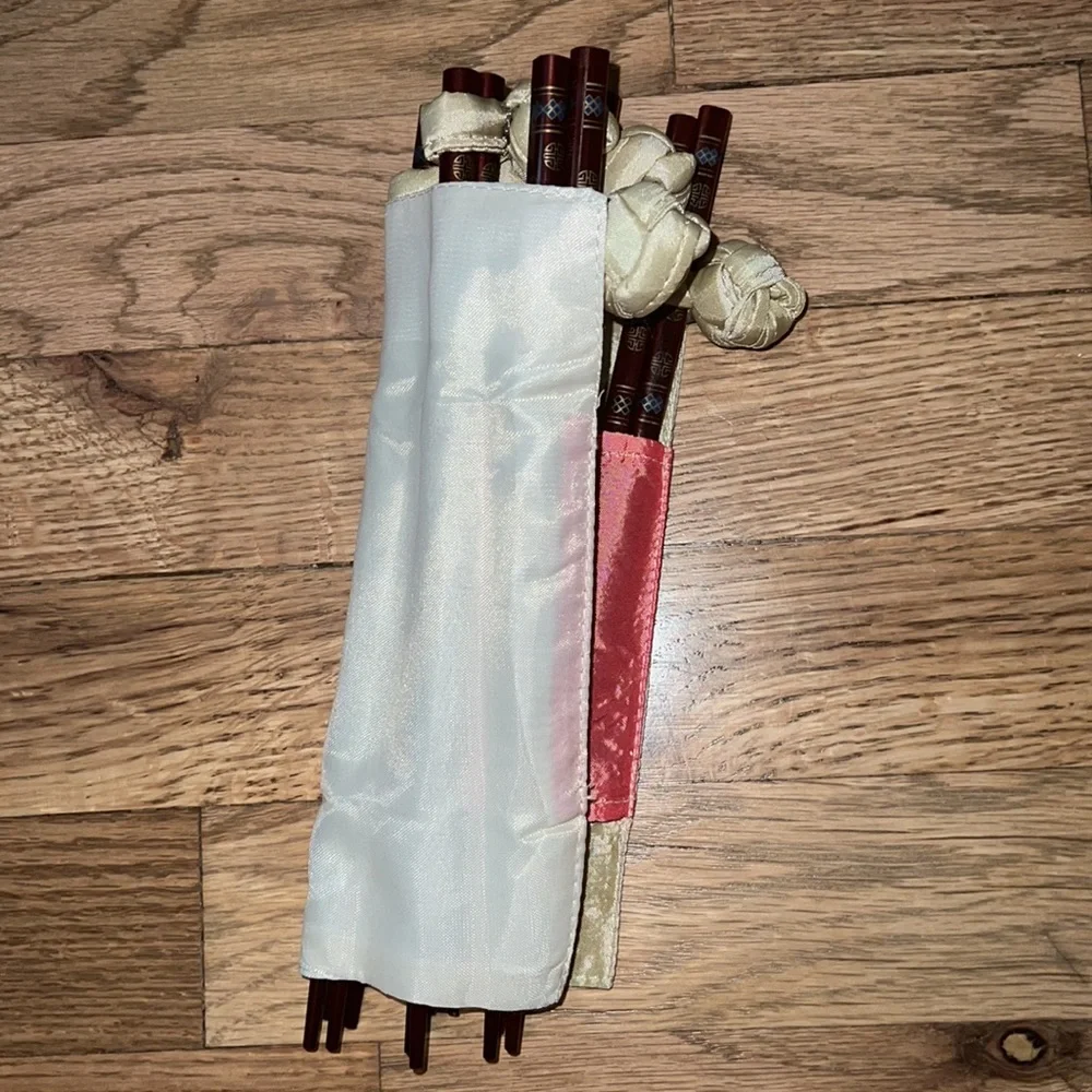 NWOT From Japan, Set of 6 Chopsticks